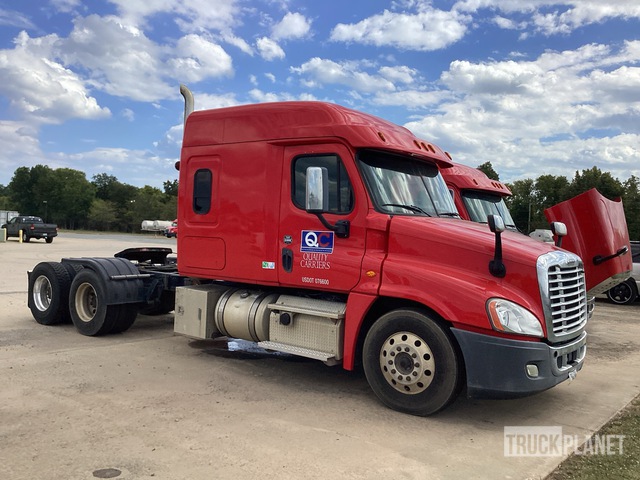 CAMIóN CAMAROTE 2017 FREIGHTLINER