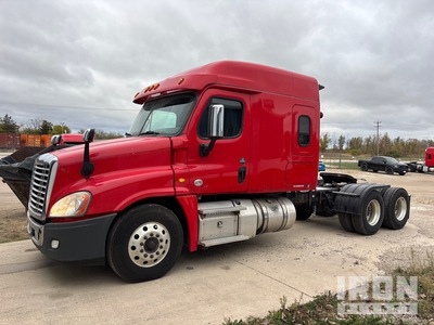 2019 Freightliner Cascadia 125 6x4 T/A Sleeper Truck Tractor
