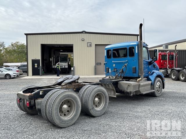 CAMIóN 2016 PETERBILT