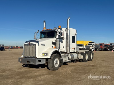 2012 Kenworth T800 6x4 Sleeper Truck Tractor