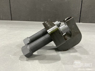 (13) 12555909 Puller Tool Assemblies