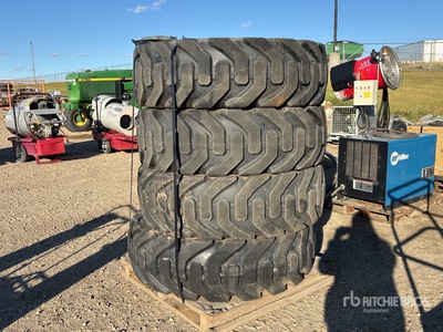 Quantity of (4) Linglong 17.5-25 Équipements pour pneus