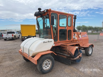 2016 Broce CR350D Self-Propelled Broom