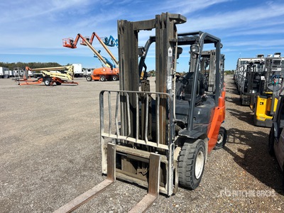 2019 Toyota 8FGU25 4500 lb Pneumatic Tire Forklift