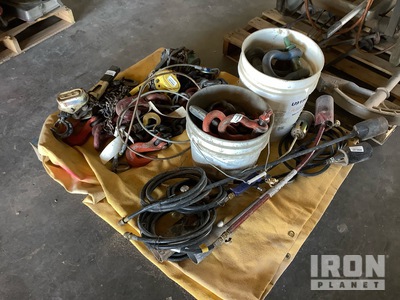 Quantity of Lifting Equipment Divers - Outils à main