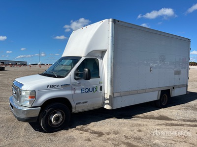 2016 Ford E-450 4x2 Furgonetka