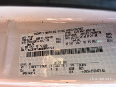 2014 Ford E-450 Super Duty 4x2 Van Truck