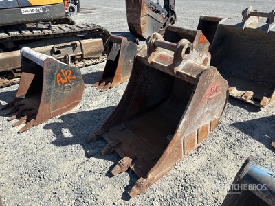 32 in Digging Baggerlöffel