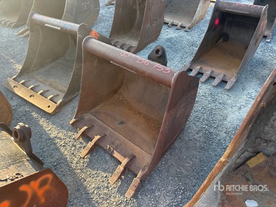 35 in Backhoe Rear Bucket