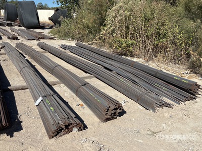 Quantity of (5) Bundles Of 1.25 in x 0.1875 in x 20 ft Flat Bars معادن متنوعة