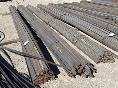Quantity of (3) Bundles Of 1.25 in x .25 in x 20 ft Flat Bars معادن متنوعة