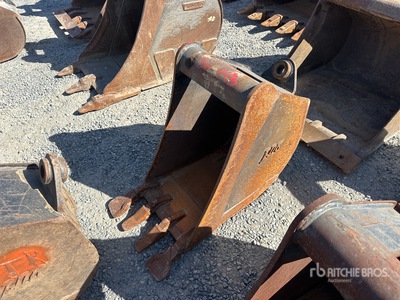 17 in Backhoe Rear Bucket