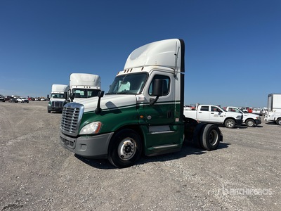 2016 Freightliner Cascadia 125 4x2 Tracteur Routier