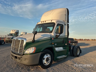 2016 Freightliner Cascadia 125 4x2 Cabeza Tractora Cabina Corta