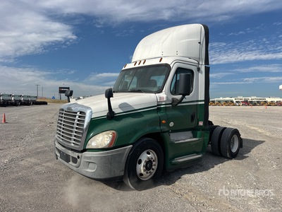 2016 Freightliner Cascadia 125 4x2 Cabeza Tractora Cabina Corta