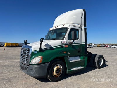 2017 Freightliner Cascadia 125 4x2 تراكتور شاحنة (أحادي المحور)