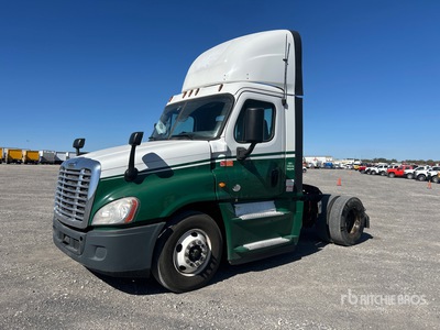 2016 Freightliner Cascadia 125 4x2 تراكتور شاحنة (أحادي المحور)