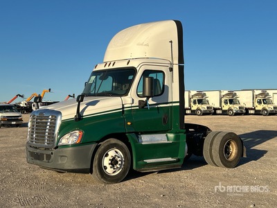 2016 Freightliner Cascadia 125 4x2 S/A Day Cab Truck Tractor