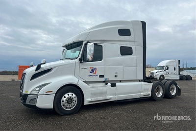 2019 Volvo VNL 6x4 T/A Sleeper Truck Tractor