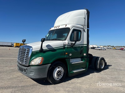 2016 Freightliner Cascadia 125 4x2 تراكتور شاحنة (أحادي المحور)