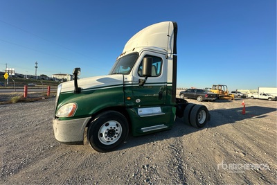 2016 Freightliner Cascadia 125 4x2 Cabeza Tractora Cabina Corta
