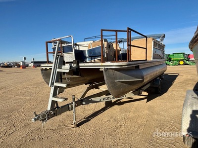 2016 Cypress Cambio 200F 21 ft Pontoon Boat