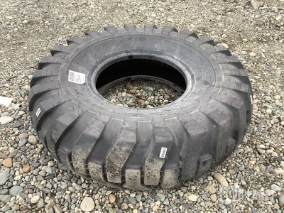 Super Lug 20.5-25 Tire