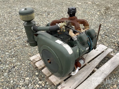 Wisconsin V465D Gasoline Engine w/Rockford PTO