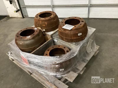 (7) Meritor 3219-W-4833 Brake Drums