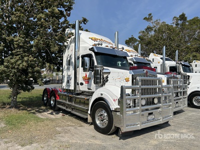 2023 Kenworth T610SAR 6x4 Cabeza Tractora Cabina Dormitorio