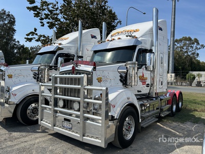 2023 Kenworth T610SAR 6x4 Cabeza Tractora Cabina Dormitorio
