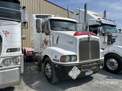 2000 Kenworth T401 6x4 T/A Sleeper Truck Tractor