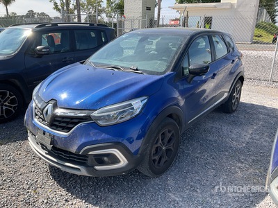 2022 Renault Captur Iconic Camioneta / Vehiculo todoterreno