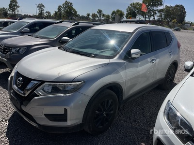 2022 Nissan X-Trail Sense Camioneta / SUV
