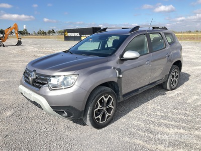 2023 Renault Duster Iconic 2WD Camioneta / SUV