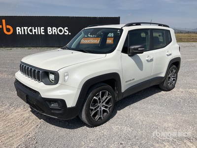 2023 Jeep Renegade Latitude Camioneta / SUV
