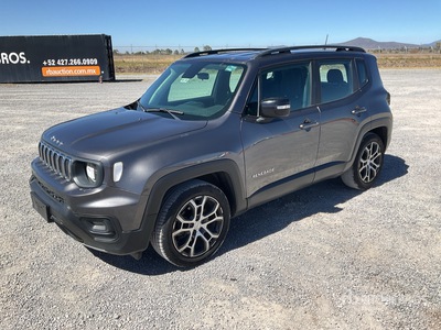 2023 Jeep Renegade Latitude Camioneta / SUV