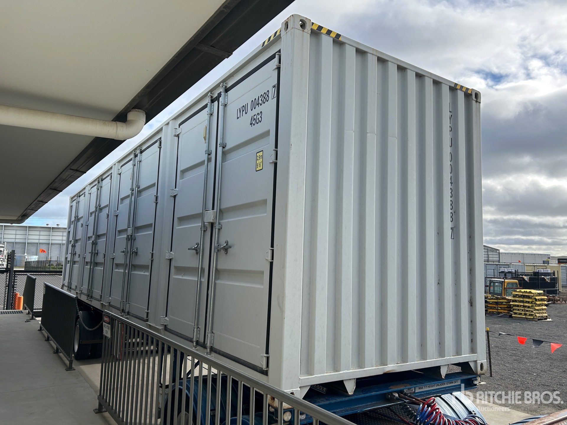 40 ft High Cube Multi-Door Storage Container