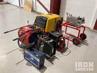 Quantity of (7) Fibre Optic Installation Kit 産業関連 - その他