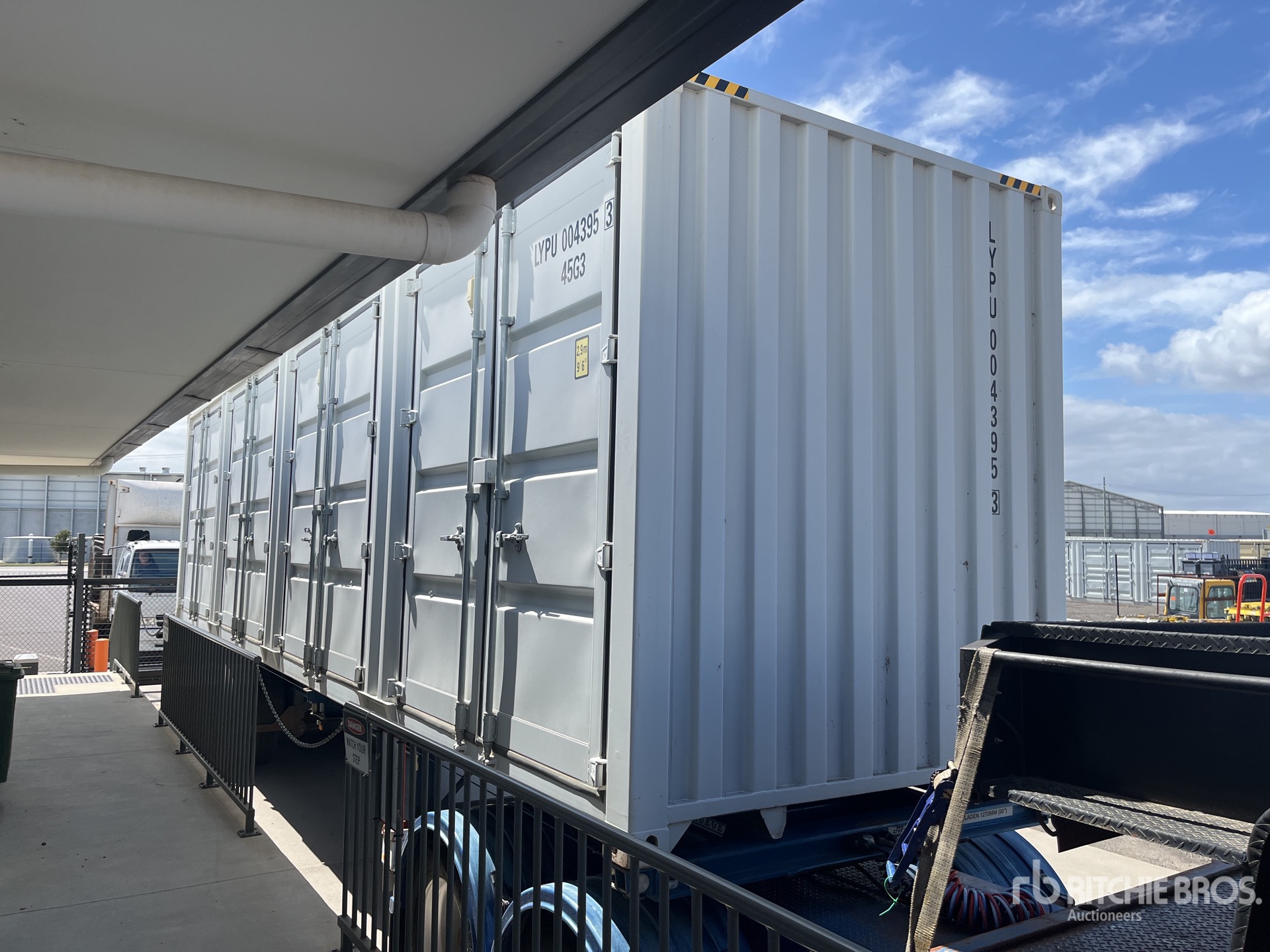 40 ft High Cube Multi-Door Storage Container