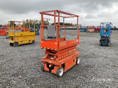 2015 Skyjack SJIII-3219 Electric Schaarlift (Inoperable)