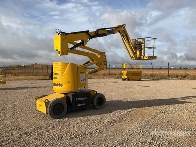 2006 Haulotte HA12IP 2WD Electric Articulating Boom Lift