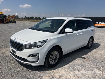 2019 Kia Sedona LX Camioneta / Busje