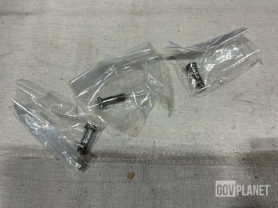 (66) NAS6805HU9 Shear Bolts