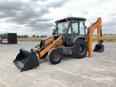 2018 Case 851EX-SS 4x4 Retroexcavadora / Chargeuse-pelleteuse