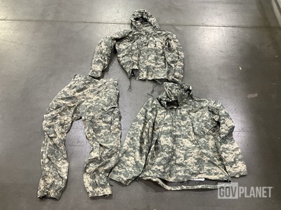 (80) Wet Weather Jackets & (52) Cold Weather Trousers