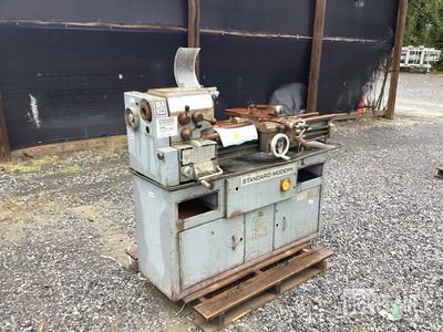 Standard-Modern 1334 Lathe