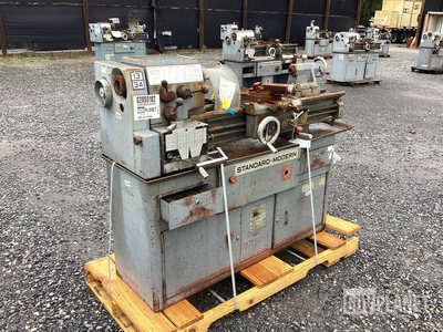 Standard-Modern 1334 Lathe