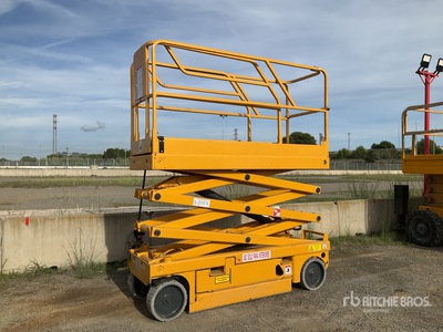 2007 Haulotte COMPACT8 Scissor Lift