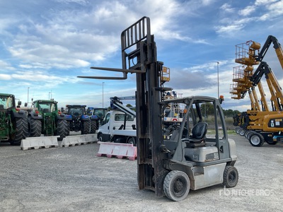 2006 Nissan FD02A25Q Montacargas